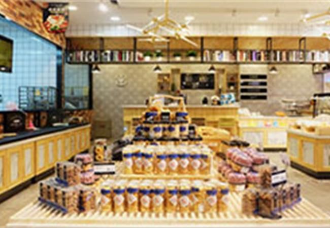 合肥蛋糕店裝修要巧用收銀臺陳列，招財又招福