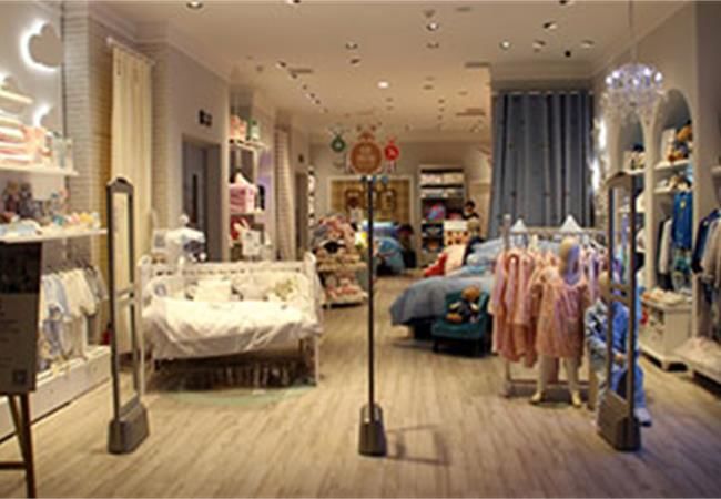 如何提高合肥童裝店裝修的趣味性？童裝店面設(shè)計(jì)注意細(xì)節(jié)