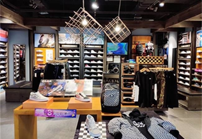 合肥裝修公司如何設計店鋪裝修能夠展現店面魅力