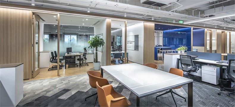 溫暖人性的工業風簡約辦公室設計賞析