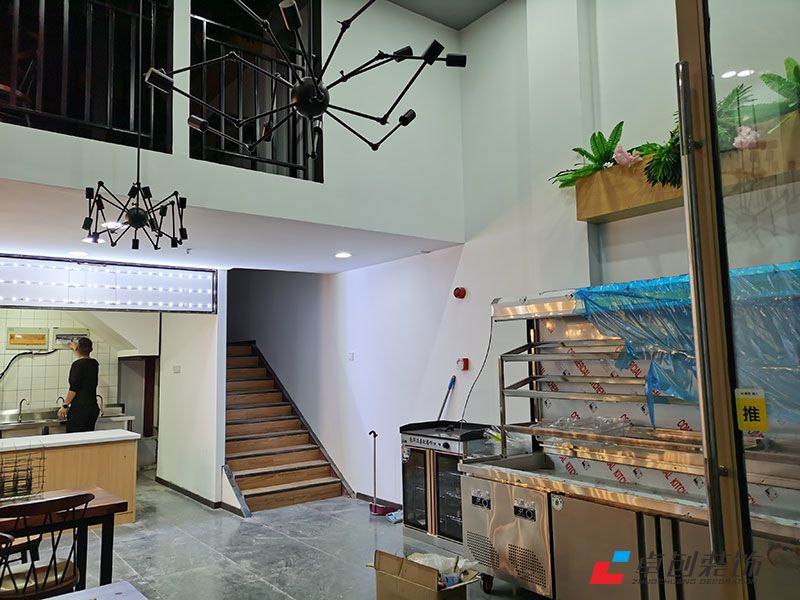 羽姐麻辣燙店面裝修設計