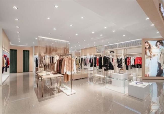 如何設計出彩的合肥服裝店裝修