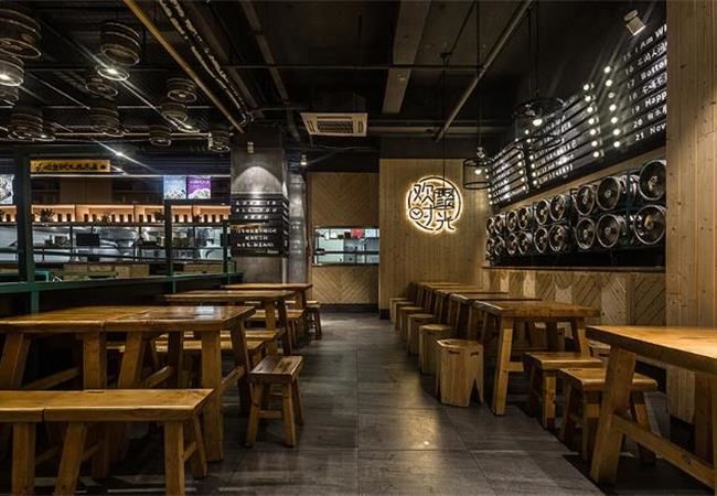 如何把合肥餐飲店裝修的更加靈活，讓顧客更喜歡進(jìn)店